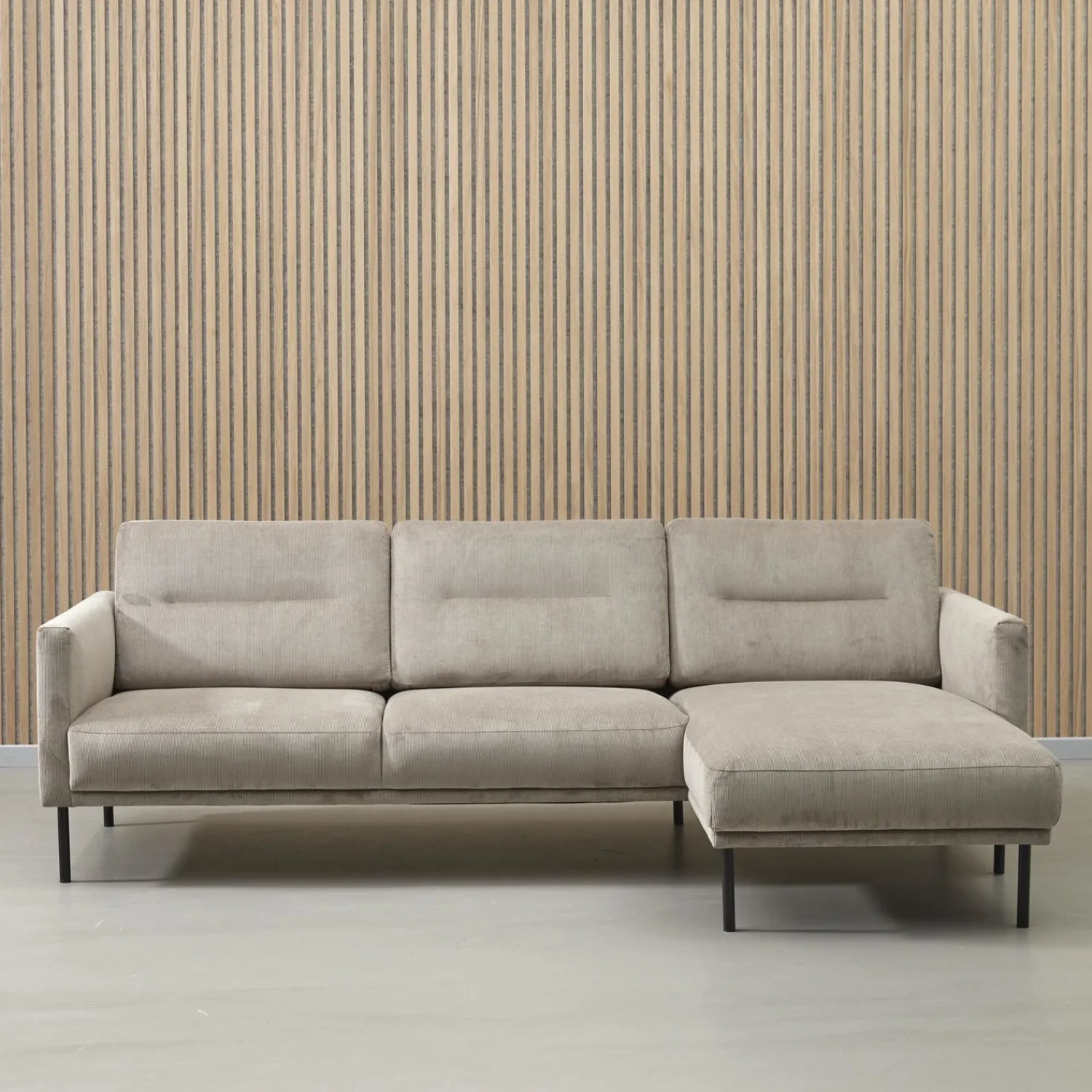 Sale ILVA Larvik højrevendt sofa med chaiselong