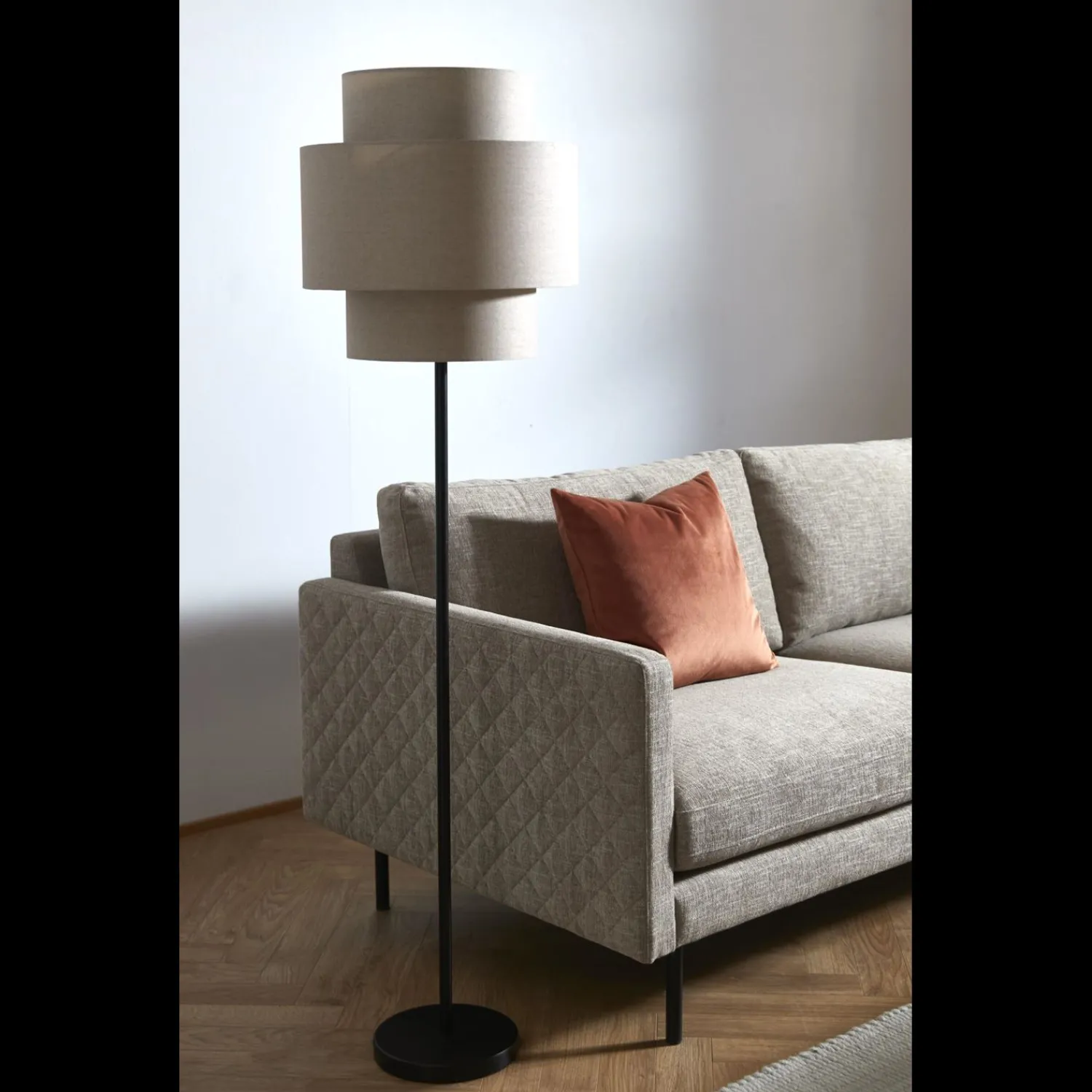 Best ILVA Melissa Gulvlampe 40,5 x 150 x 40,5 cm