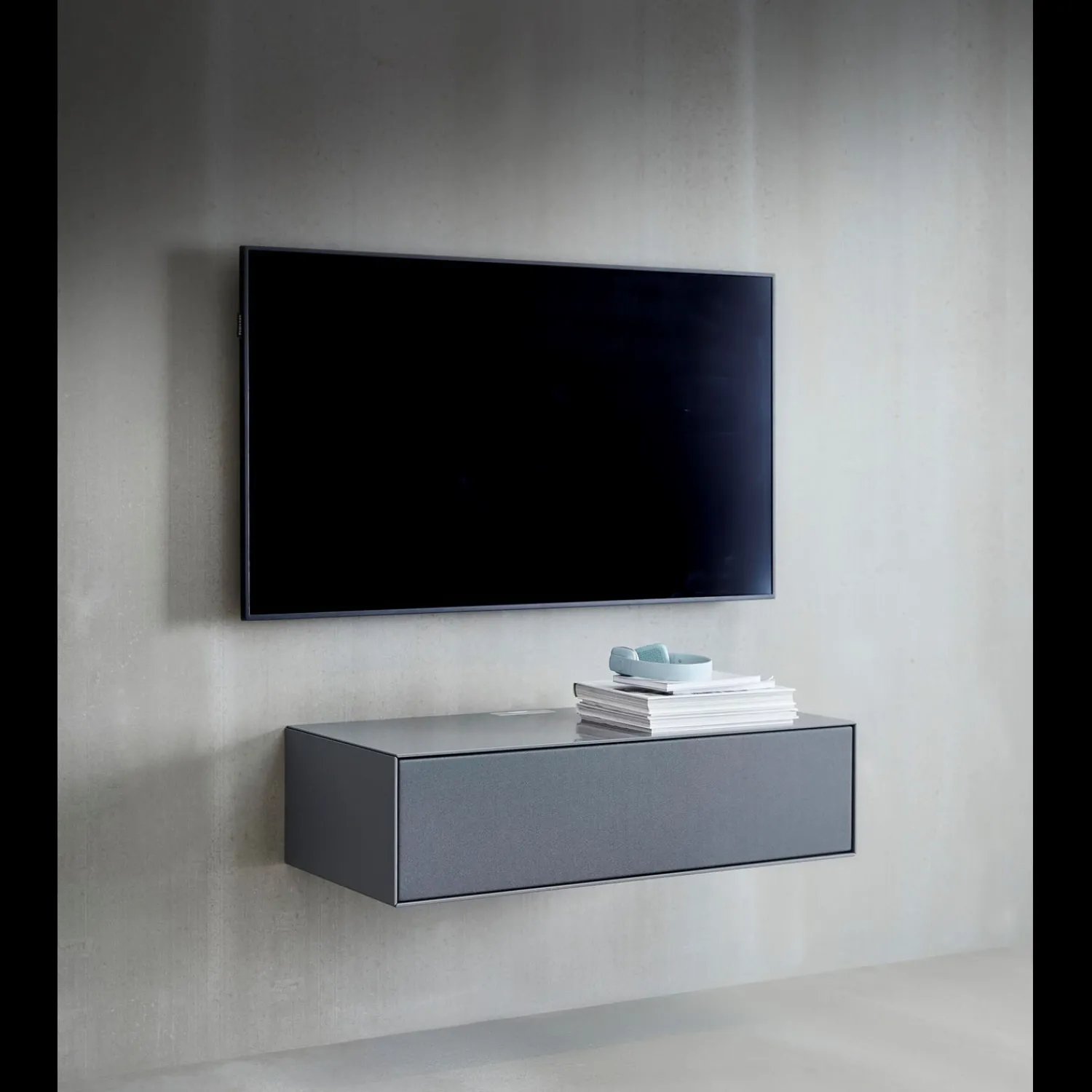 New ILVA Mensola Reolsystem med 1 TV-modul + 1 klap grå