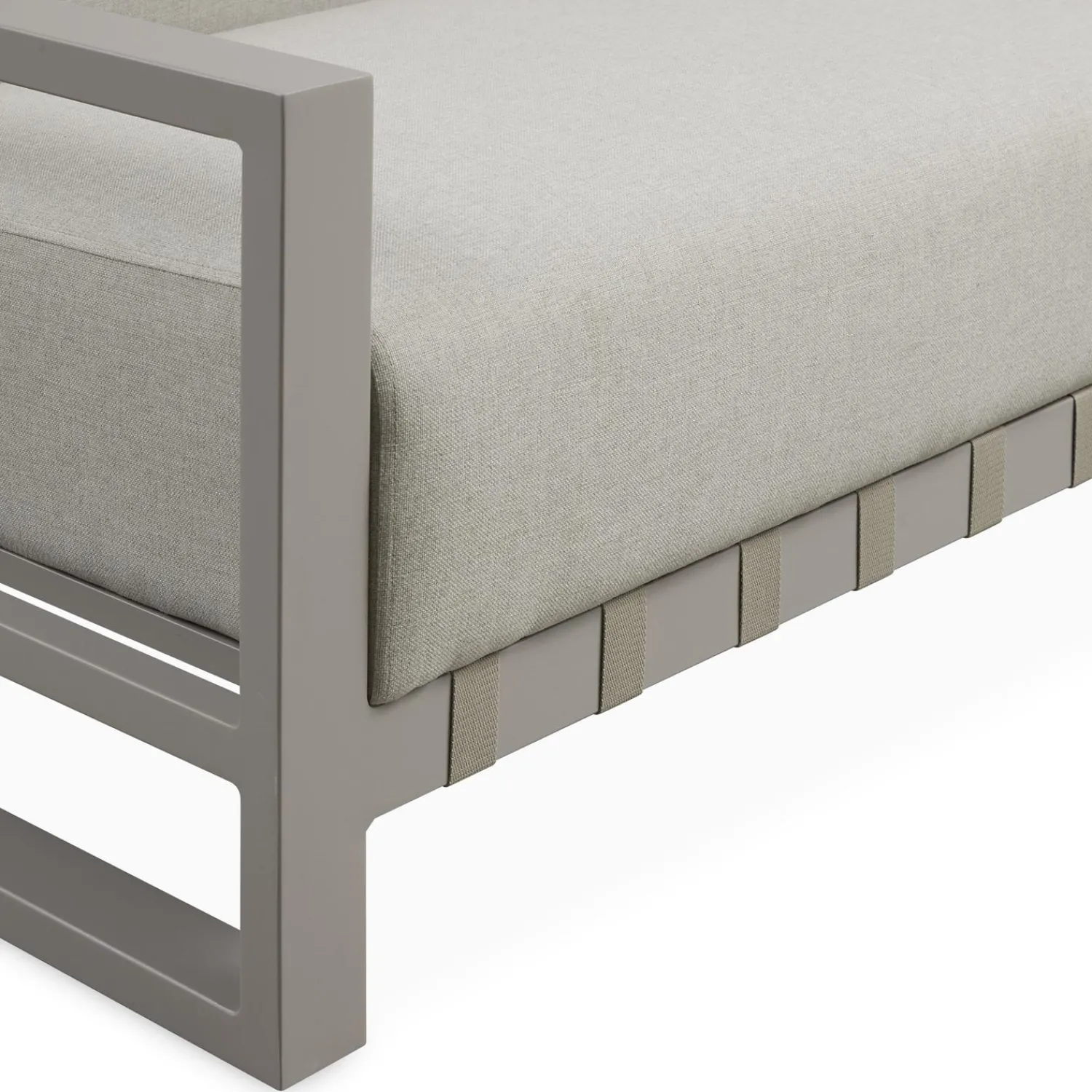 New ILVA Nestor Loungesofa