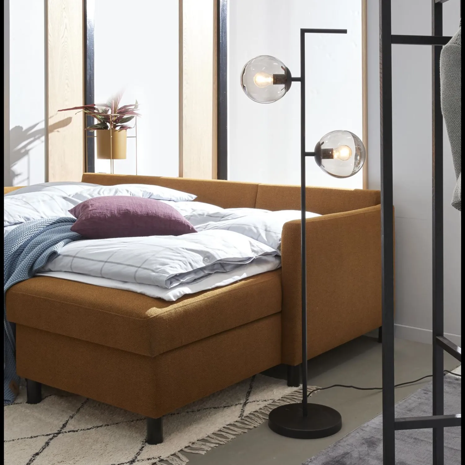 ILVA Pearl Gulvlampe 154 x 18 cm