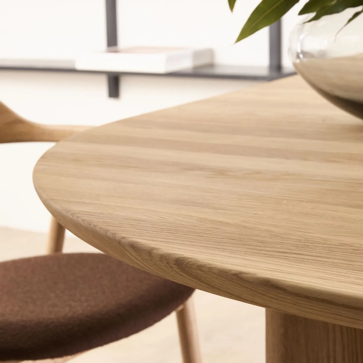 Online ILVA Sakura Round Spisebord 130 x 75 cm